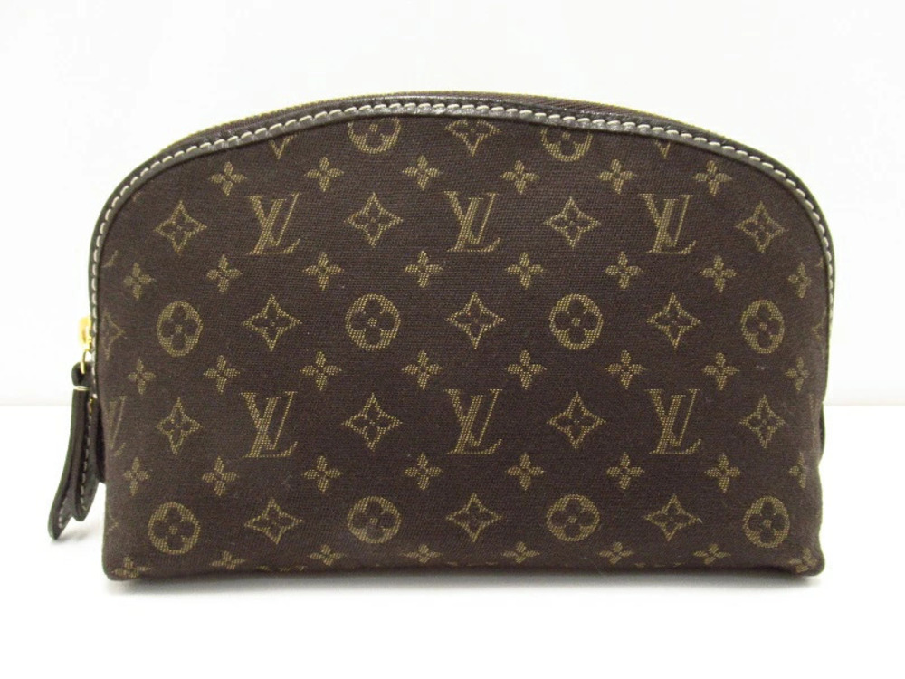 LOUIS VUITTON Pochette Cosmetic Monogram